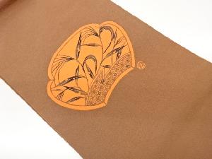 草木染縮緬地抽象草に花模様開き名古屋帯（額縁仕立て）